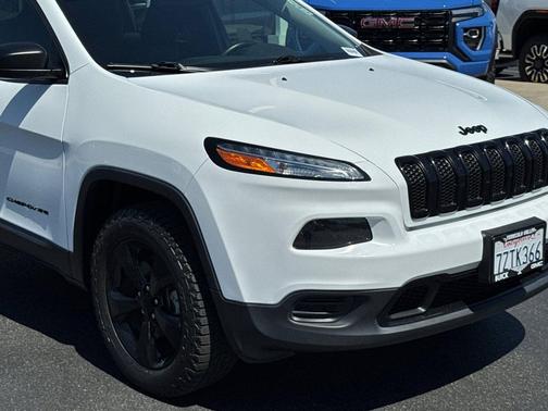 2017 Jeep Cherokee Altitude