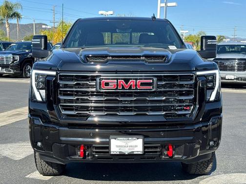 2026 GMC Sierra 2500 AT4