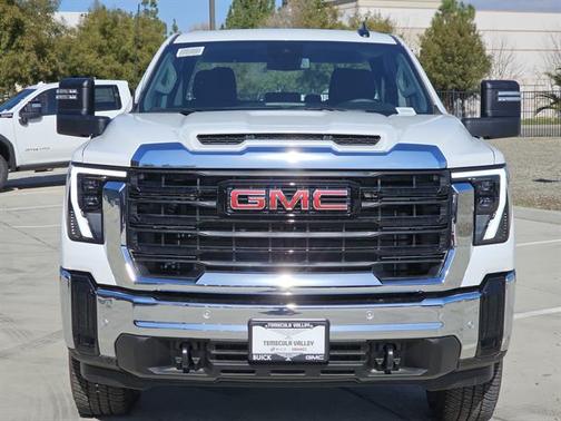2025 GMC Sierra 3500 Base