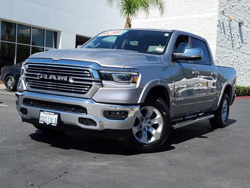 Photo 1 of 32 of 2022 RAM 1500 Laramie