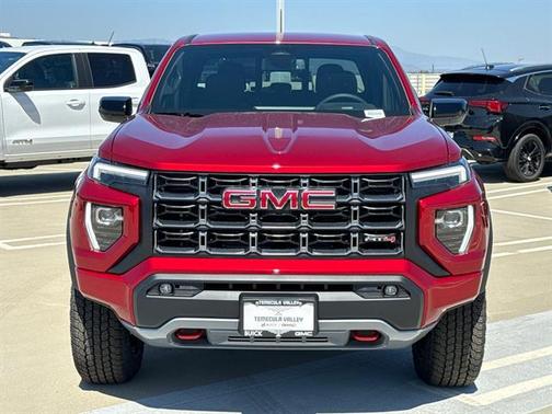 2025 GMC Canyon Base