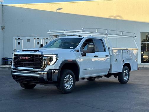 Summit White 2026 GMC Sierra 2500 Pro