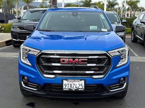 2024 GMC Terrain AWD AT4