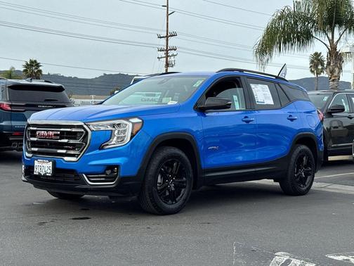 2024 GMC Terrain AWD AT4