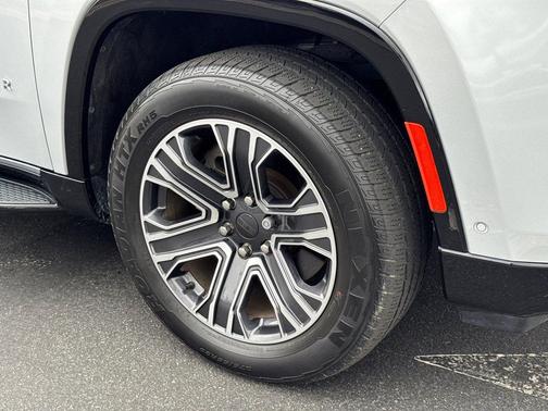 2022 Jeep Wagoneer Series III 4x4