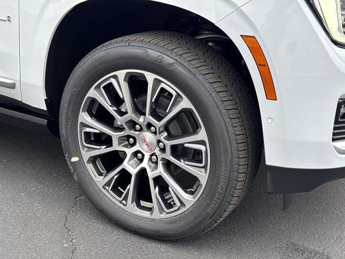 Glacier White Tricoat 2026 GMC Yukon Denali