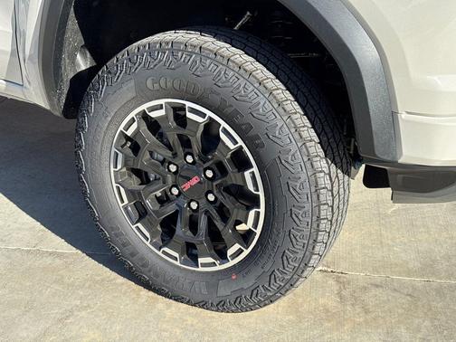 Coastal Dune 2026 GMC Canyon AT4