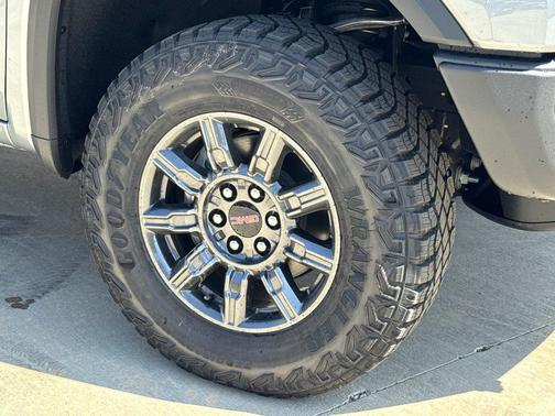 Sterling Metallic 2026 GMC Sierra 1500 AT4X