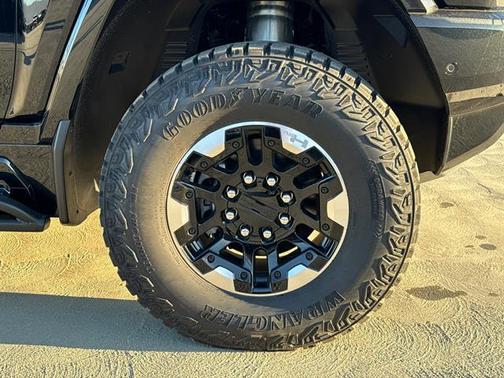 2024 GMC HUMMER EV SUV 3X