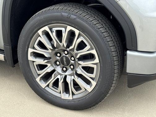 Sterling Metallic 2026 GMC Sierra 1500 Denali Ultimate