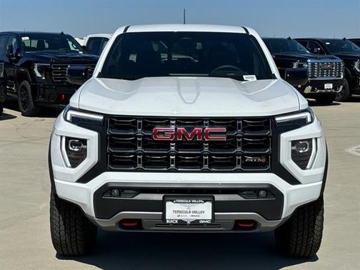 2025 GMC Canyon Base