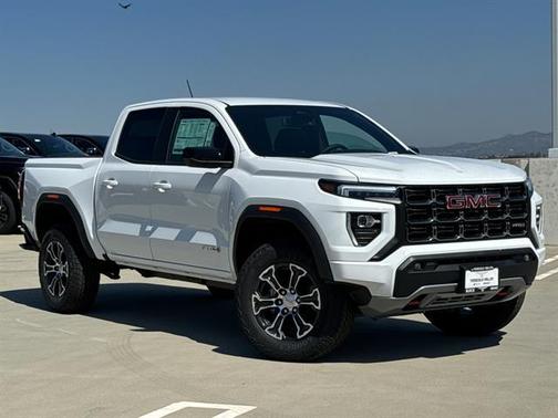 2025 GMC Canyon Base