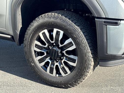 Sterling Metallic 2026 GMC Sierra 2500 Denali Ultimate