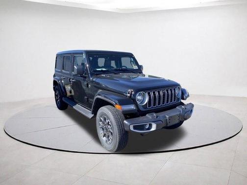 Black Clearcoat 2026 Jeep Wrangler Sahara