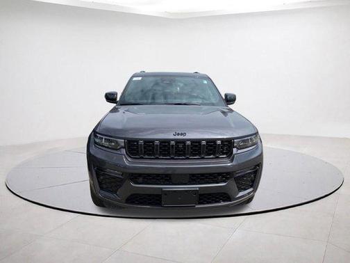 Metallic 2026 Jeep Grand Cherokee Summit