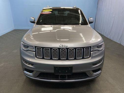 2020 Jeep Grand Cherokee Summit