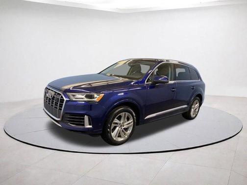 2022 Audi Q7 55 Premium Plus