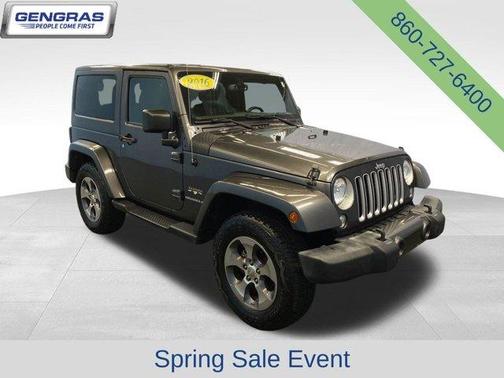 Granite Crystal Clearcoat Metallic 2016 Jeep Wrangler Sahara
