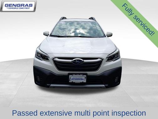 Crystal White Pearl 2022 Subaru Outback Limited