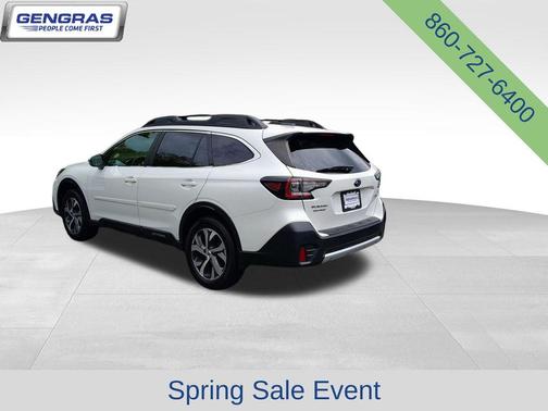 Crystal White Pearl 2022 Subaru Outback Limited