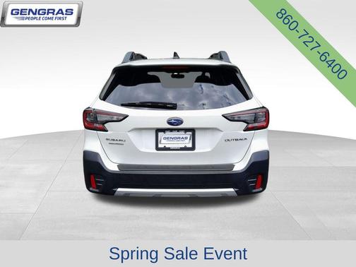 Crystal White Pearl 2022 Subaru Outback Limited