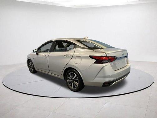 2020 Nissan Versa 1.6 SV
