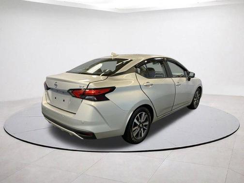 2020 Nissan Versa 1.6 SV