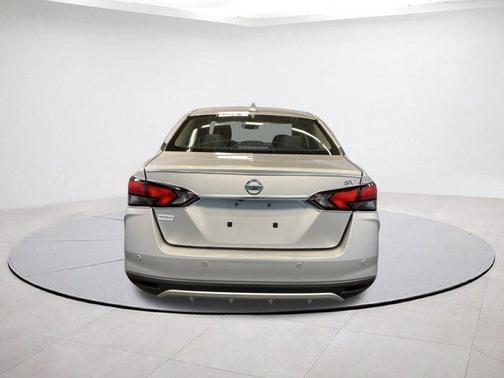 2020 Nissan Versa 1.6 SV