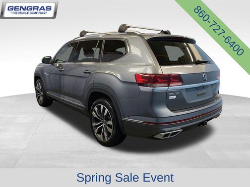 Platinum Gray Metallic 2023 Volkswagen Atlas 3.6L SEL Premium R-Line