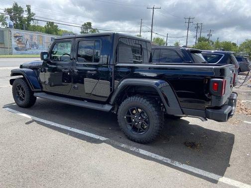 2025 Jeep Gladiator Sport