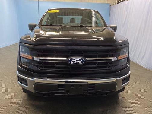 Black Metallic 2025 Ford F-150 XLT