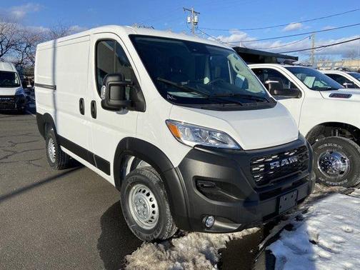 2025 RAM ProMaster 1500 Low Roof