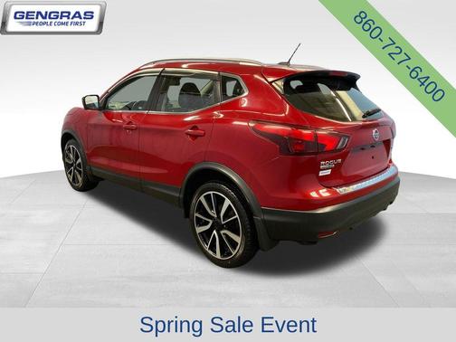 Palatial Ruby 2018 Nissan Rogue Sport SL