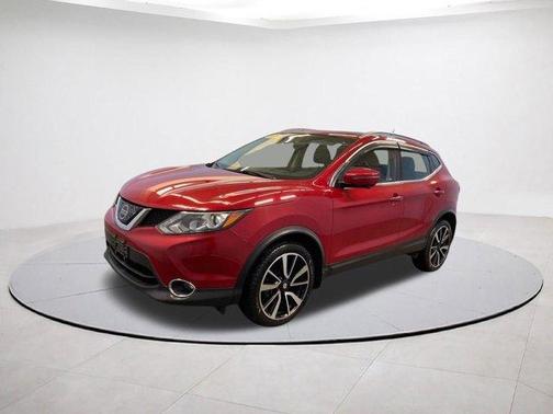Palatial Ruby 2018 Nissan Rogue Sport SL
