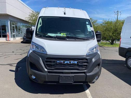 Bright White Clearcoat 2026 RAM ProMaster 2500 High Roof