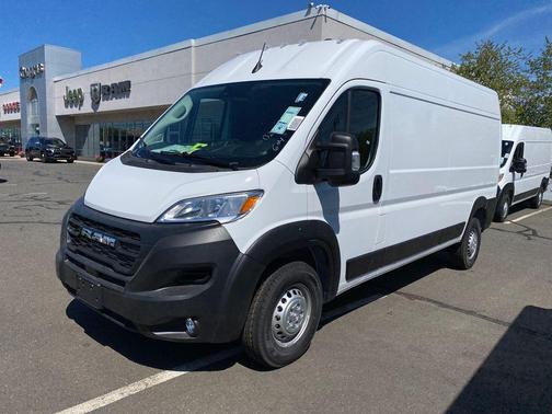 Bright White Clearcoat 2026 RAM ProMaster 2500 High Roof