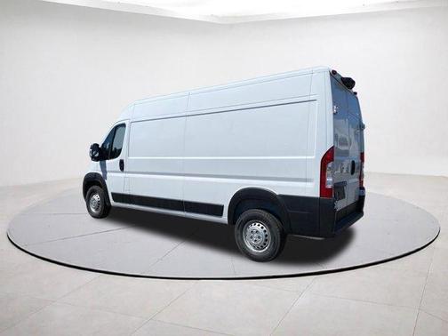 Bright White Clearcoat 2026 RAM ProMaster 2500 High Roof