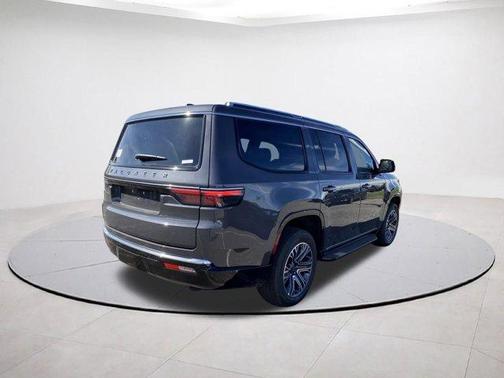 2025 Jeep Wagoneer Base