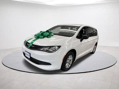 2026 Chrysler Voyager LX