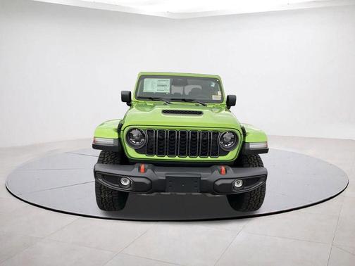 Mojito! Clearcoat 2026 Jeep Gladiator Mojave