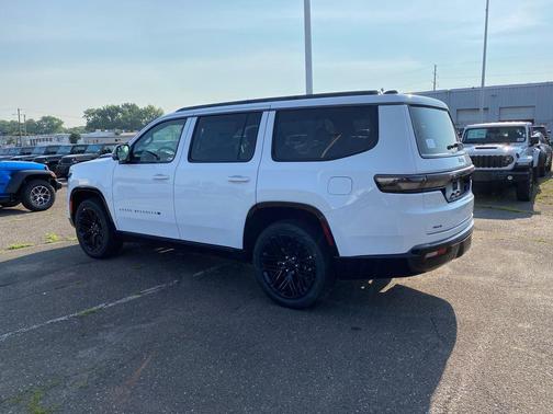 Bright White Clearcoat 2026 Jeep Grand Wagoneer Limited Reserve