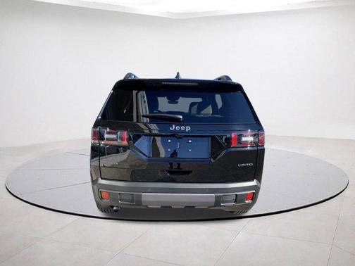 2026 Jeep Cherokee LAREDO/LIMITED