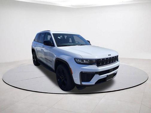 Bright White Clearcoat 2026 Jeep Grand Cherokee Limited