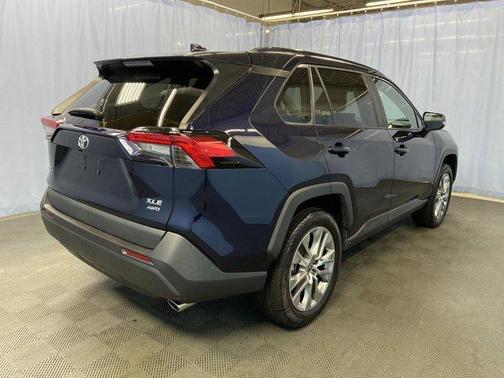 2022 Toyota RAV4 XLE Premium