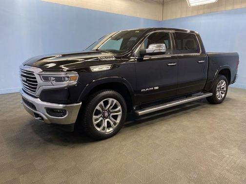 Diamond Black 2019 RAM 1500 Longhorn