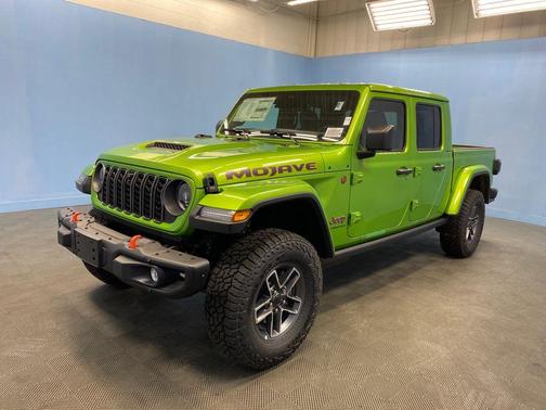 Mojito! Clearcoat 2026 Jeep Gladiator Mojave