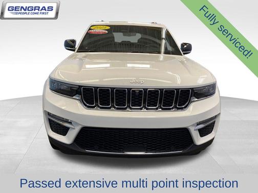 Bright White Clearcoat 2025 Jeep Grand Cherokee Limited