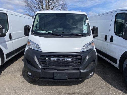 2026 RAM ProMaster 1500 Low Roof