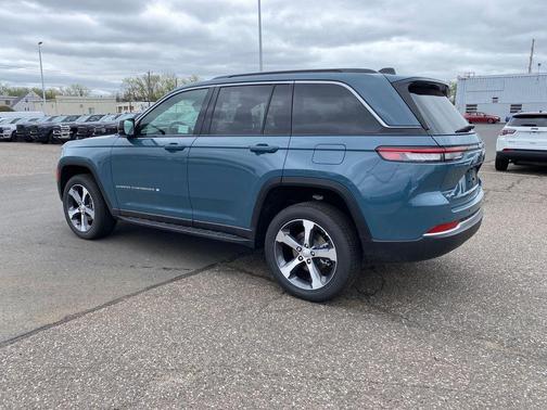 Steel Blue 2026 Jeep Grand Cherokee Limited