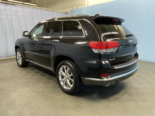 2020 Jeep Grand Cherokee Summit